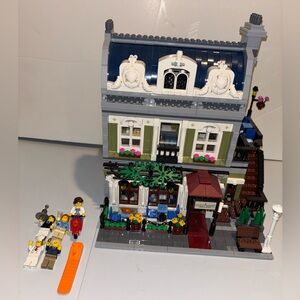 LEGO #10243 Parisian Restaurant